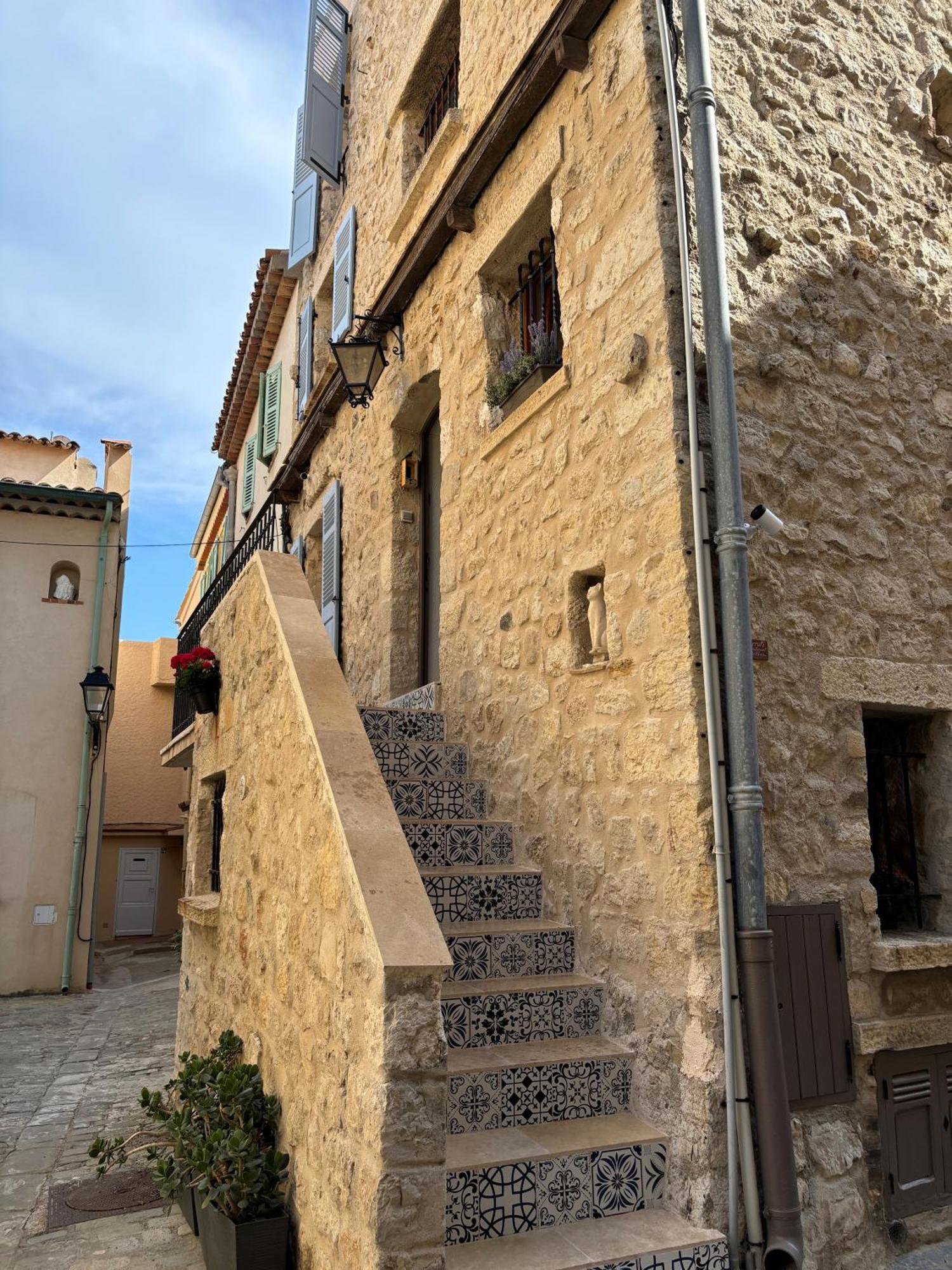 Appartement La Pablita, Vieil Antibes, Remparts Chambre photo